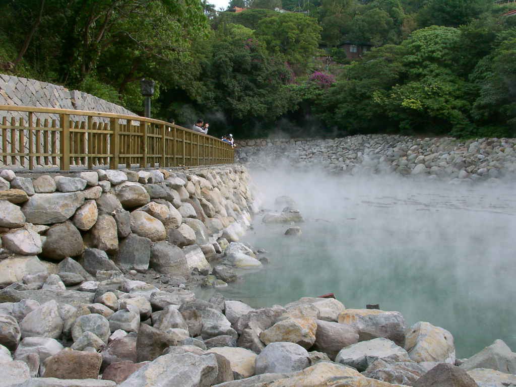 suối khoáng nóng bang 10 điểm du lịch đẹp nhất ở quảng bình trong năm 2021 elines